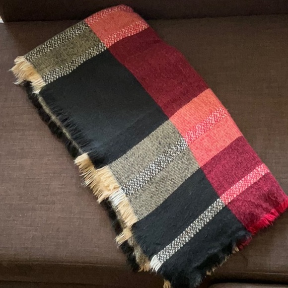 Simons 56 inch square scarf - Picture 2 of 3